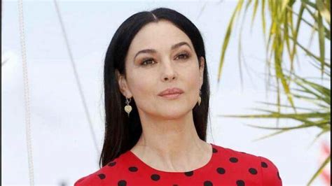 Monica Bellucci Bio, Age, Husband, Matrix, Spectra, and Net Worth